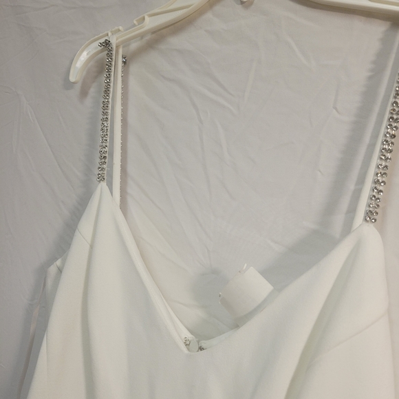 Xscape cream gown Size 12 - Picture 13 of 16